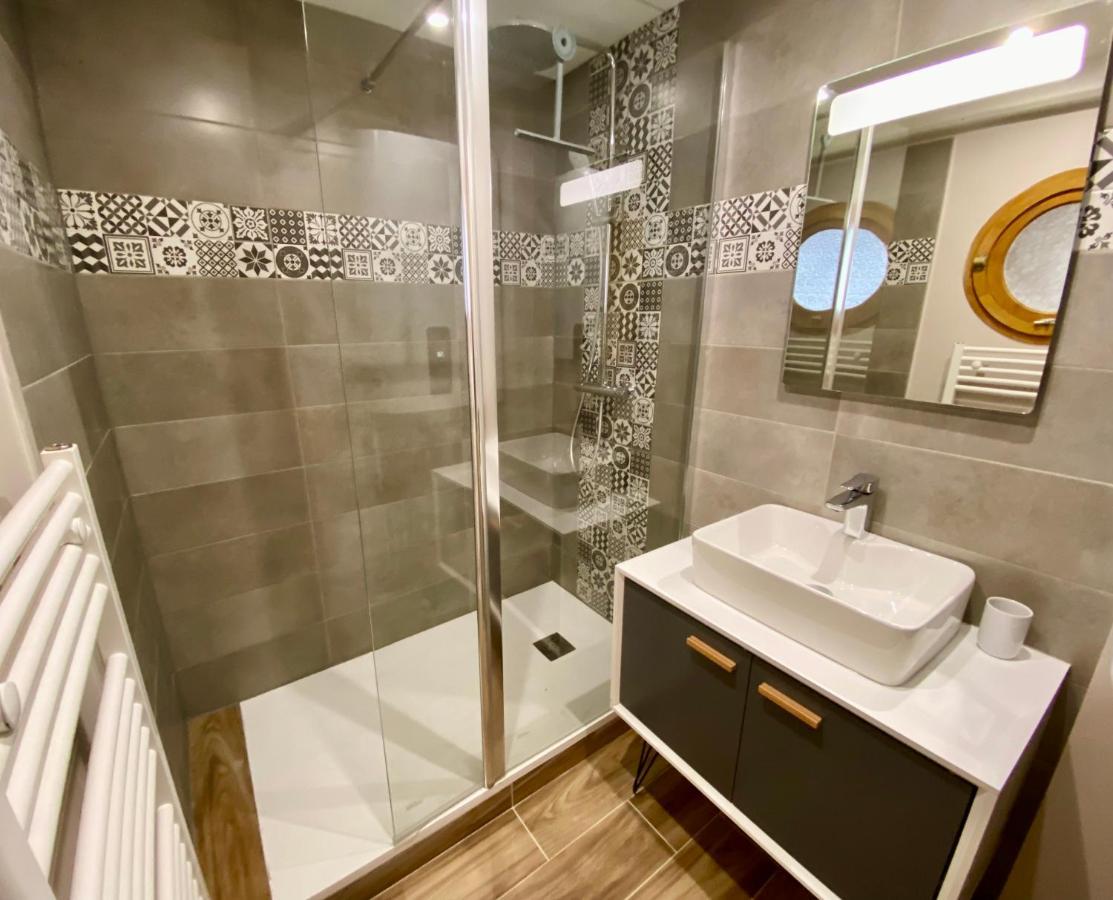 Le Confort Normand: Quayside Comfort With Netflix & Free Parking Apartment Dieppe